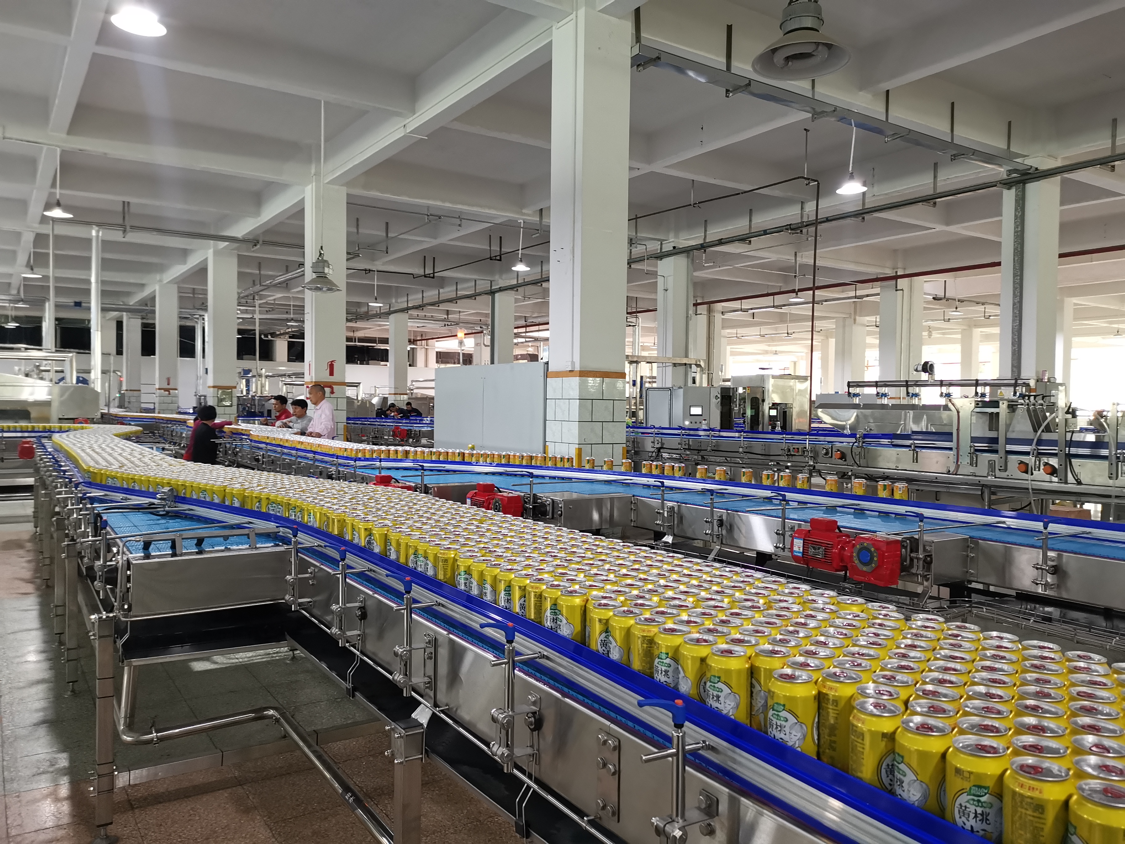 خط Accubrew Pet Auto-Line: نظام تعبئة الدقة لمصانع البيرة