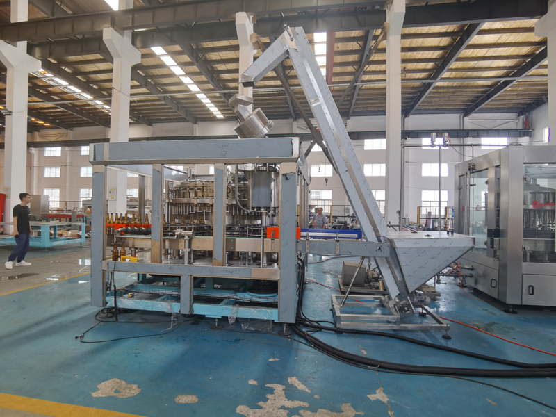 غطاء ملء البيرة المعبأة في زجاجات زجاجية كاب التاج 