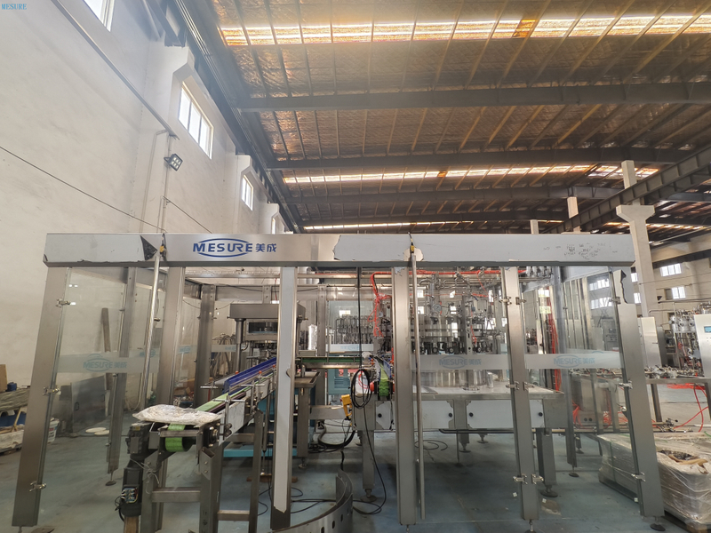 تصنيع آلة التعبئة للألمنيوم يمكن