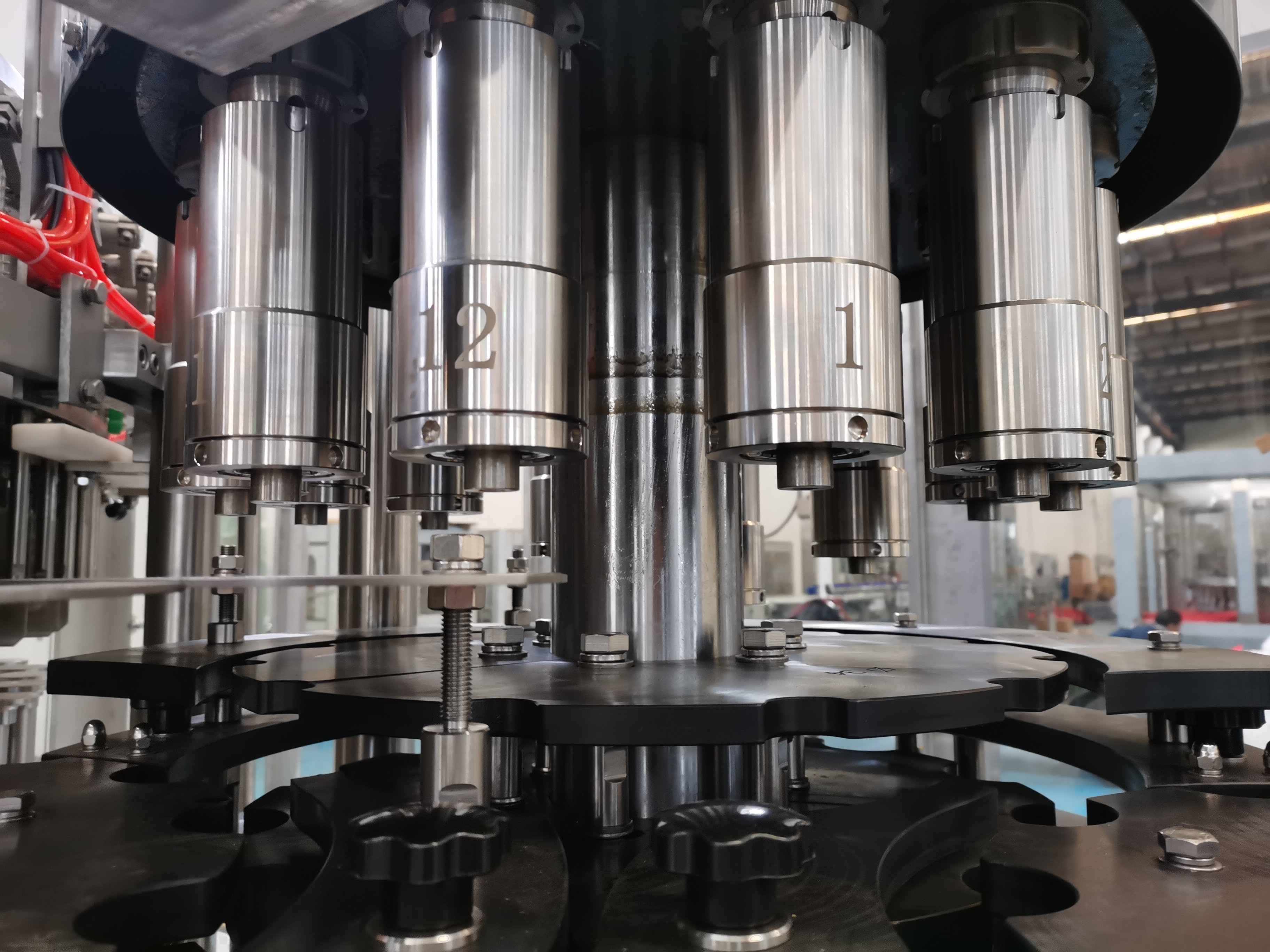 غطاء حلقة ملء البيرة المعبأة في زجاجات الزجاج 